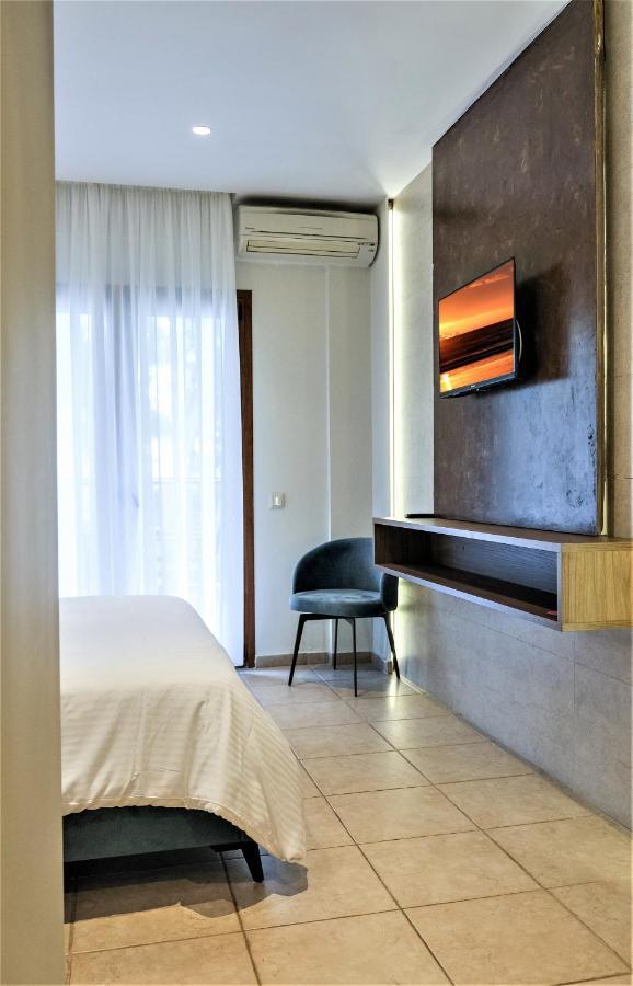 Country Inn Kallithea  외부 사진