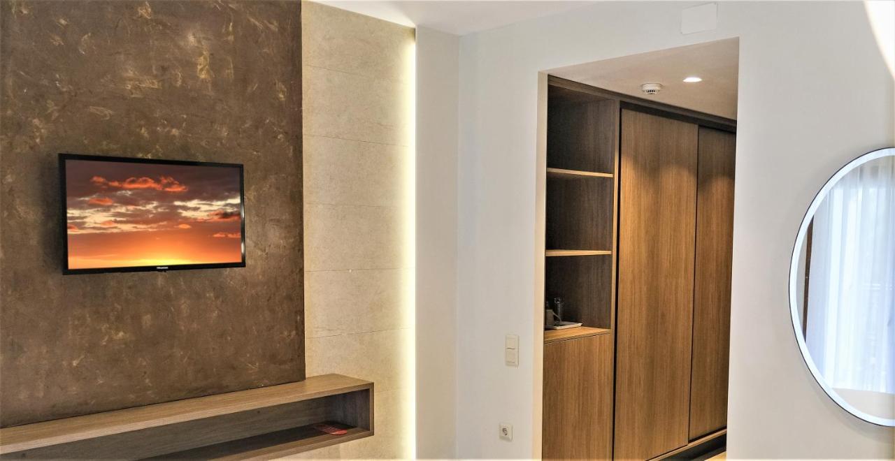Country Inn Kallithea  외부 사진