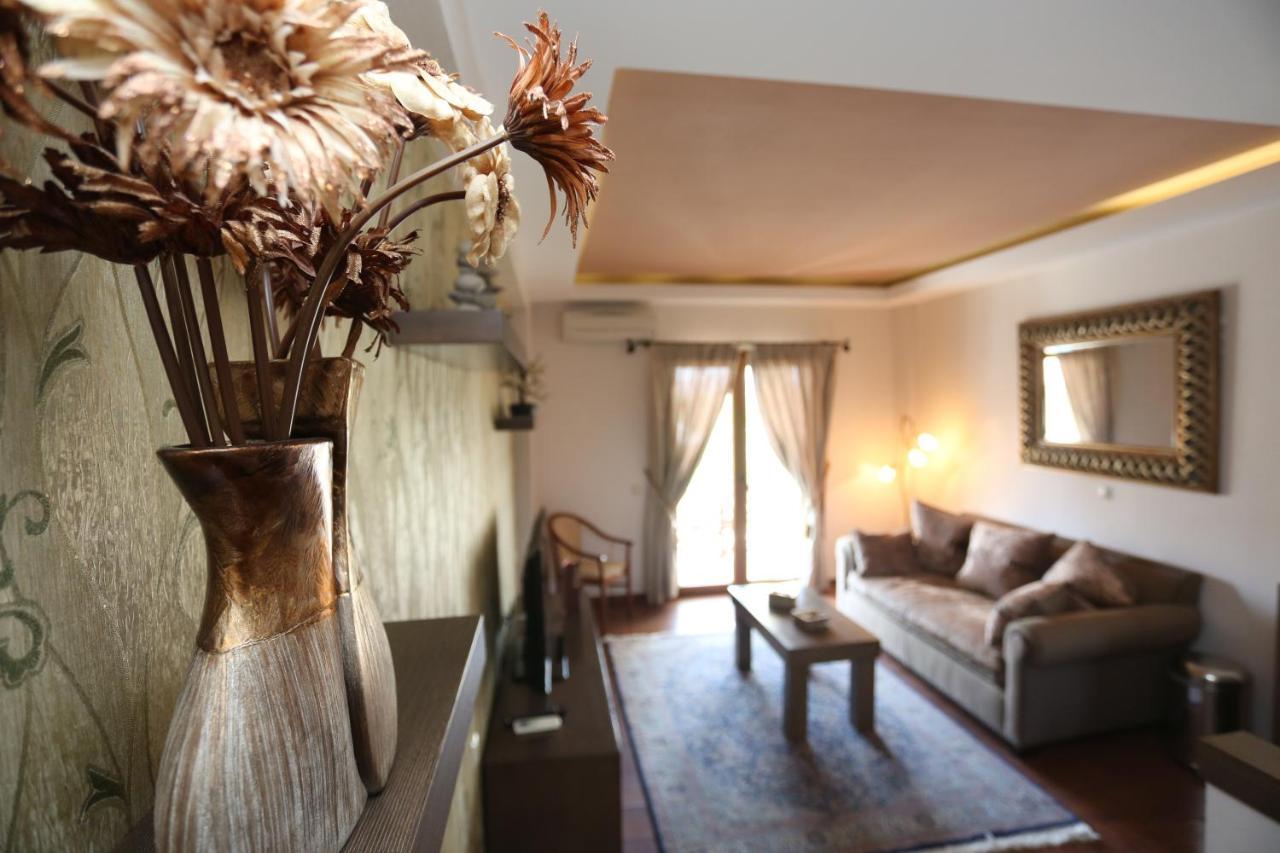 Country Inn Kallithea  외부 사진