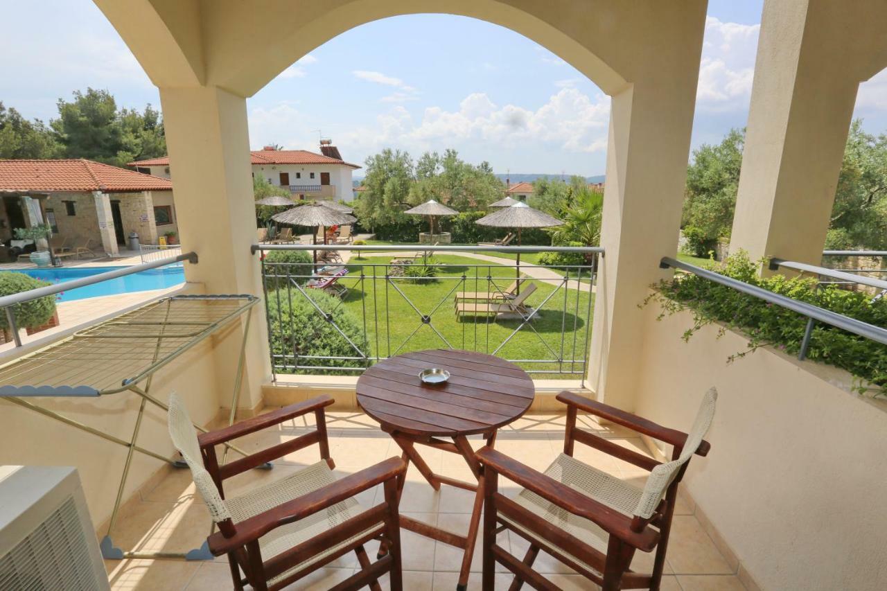 Country Inn Kallithea  외부 사진